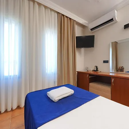 Casa Lume Hotel *
